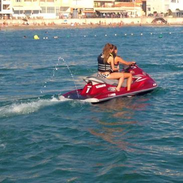 Location de Jet Ski à Saint-Cyr-sur-Mer — jet-ski à Saint-Cyr-sur-Mer