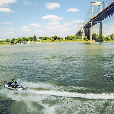 Randonnée en Jet Ski à Bordeaux — jet-ski à Bordeaux