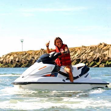Randonnée en Jet Ski à Etretat — jet-ski à Etretat