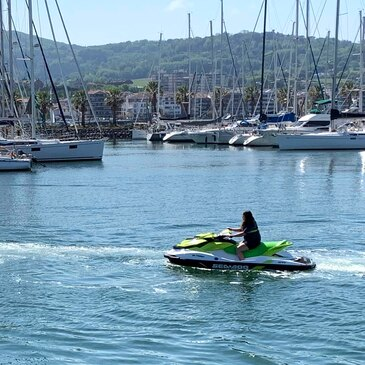 Randonnée en Jet Ski à Hendaye — jet-ski à Hendaye