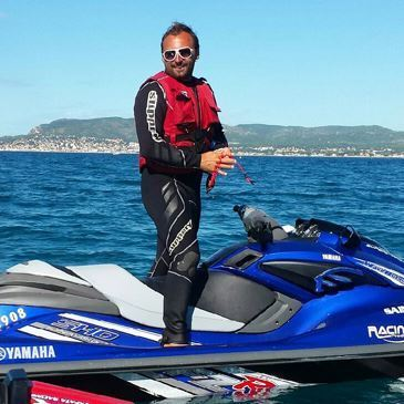 Randonnée en Jet Ski à Saint-Cyr-sur-Mer — jet-ski à Saint-Cyr-sur-Mer