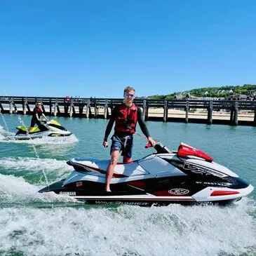 Randonnée en Jet Ski à Trouville-sur-Mer — jet-ski à Trouville-sur-Mer
